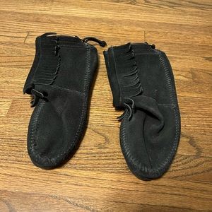 MINNETONKA Ankle Boots
